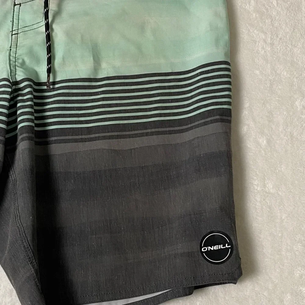 O'Neill Men Size 38 Stripped Mint Gray Back Pocket Swim Stretch‎ Board Shorts